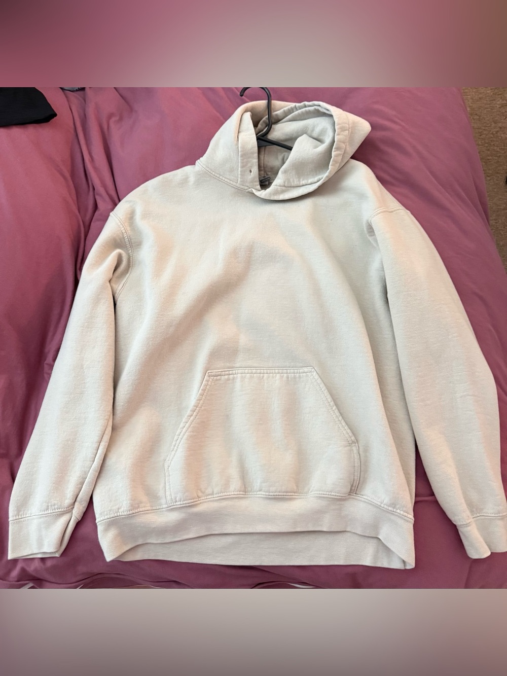Women’s sweatshirt